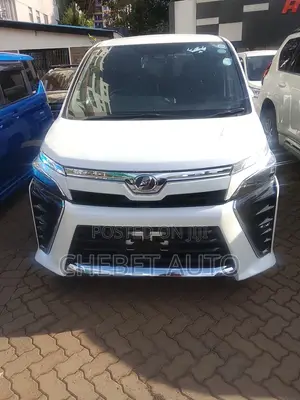 Toyota Voxy 2019 White
