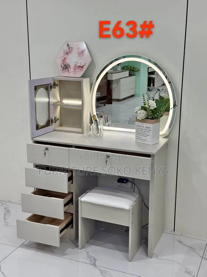 Vanity Set : White Modern Vanity Dressing Table