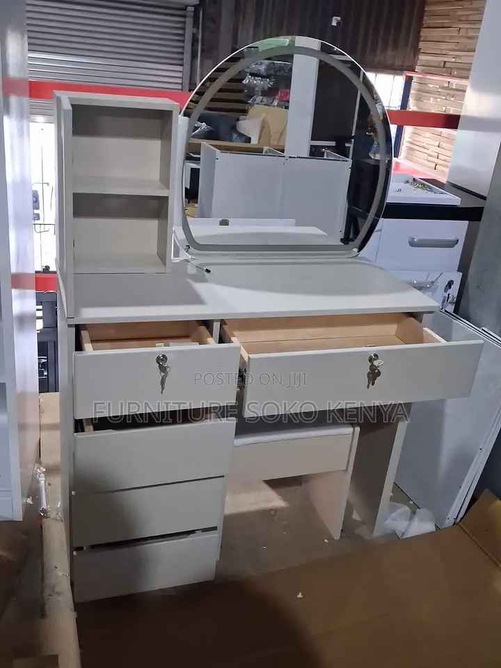 Vanity Set : White Modern Vanity Dressing Table