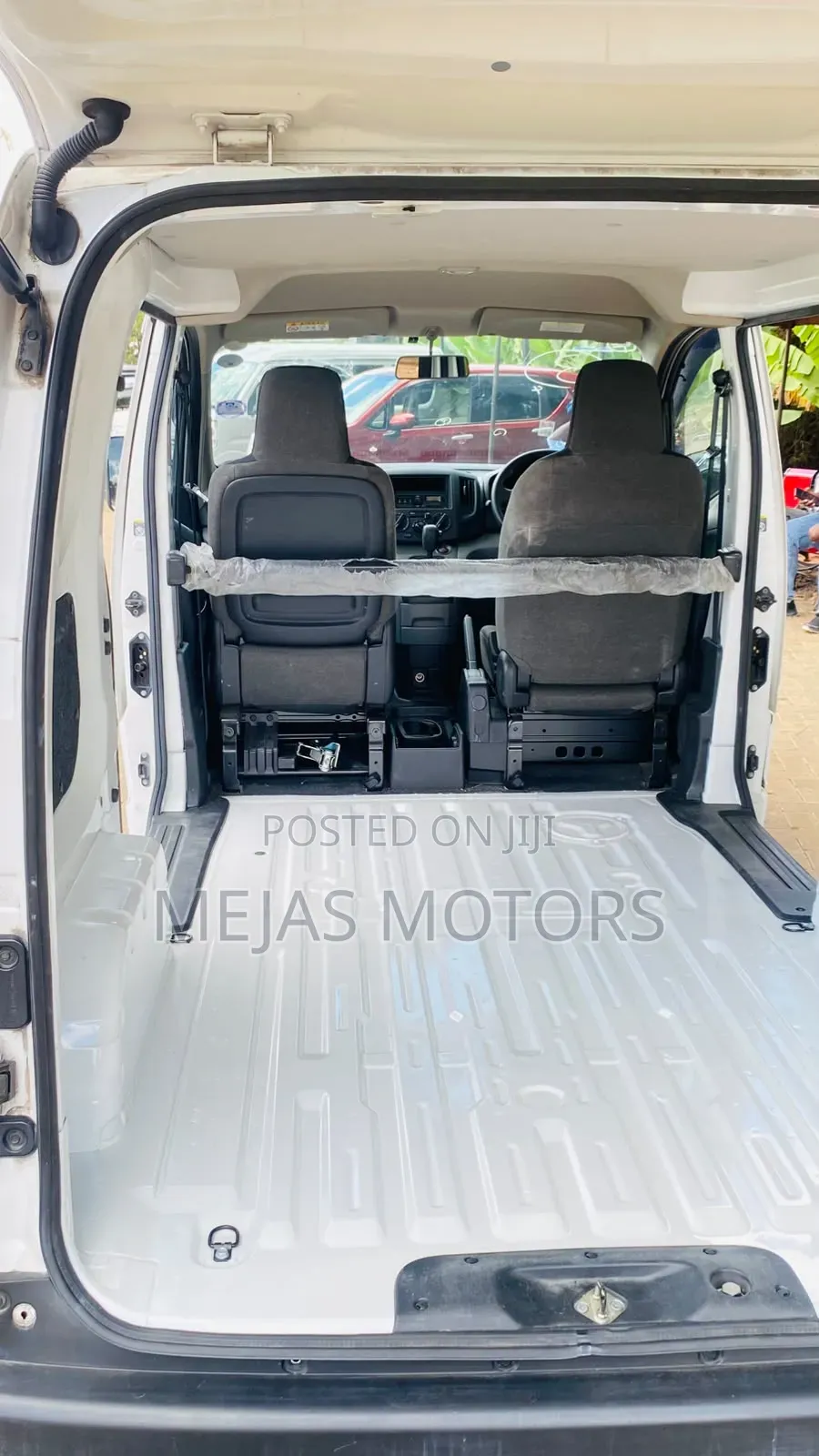 Nissan NV200 2019 White