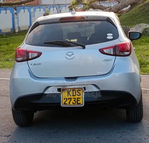 Mazda Demio 2017 Silver
