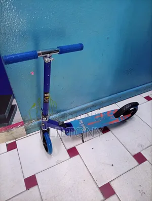 Scooters 2wheels Metallic New(blue,pink,black)