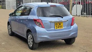 Toyota Vitz 2013 Blue