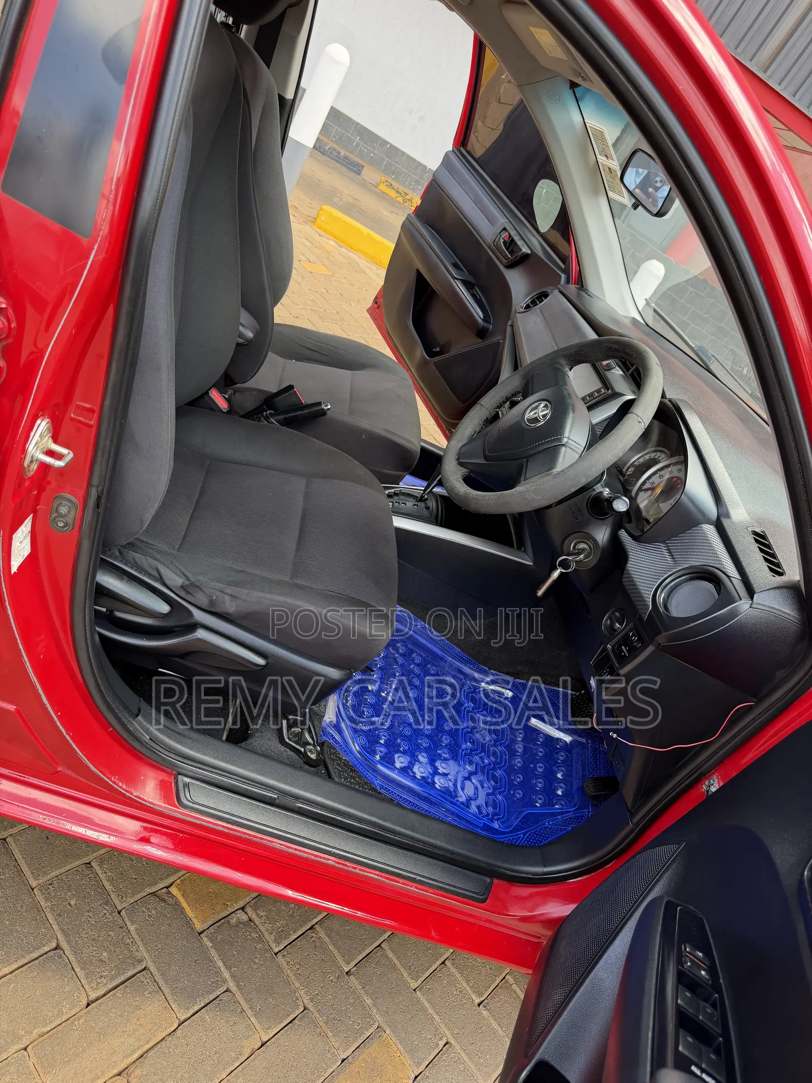 Toyota Corolla Fielder 2014 Red