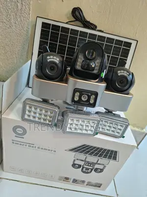 VTS30A Wireless Security Camera With Solar Panel and Floodlights