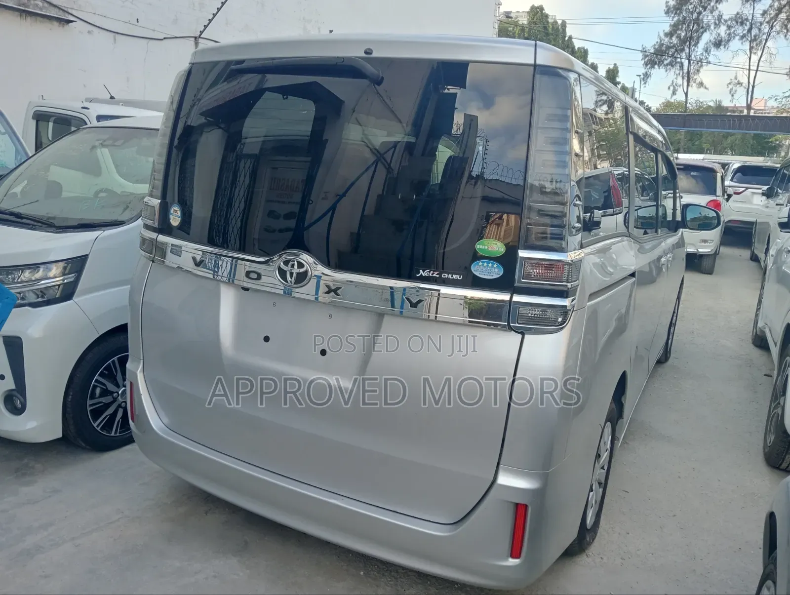 Toyota Voxy 2019 Silver