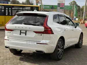 Volvo XC60 2018 White