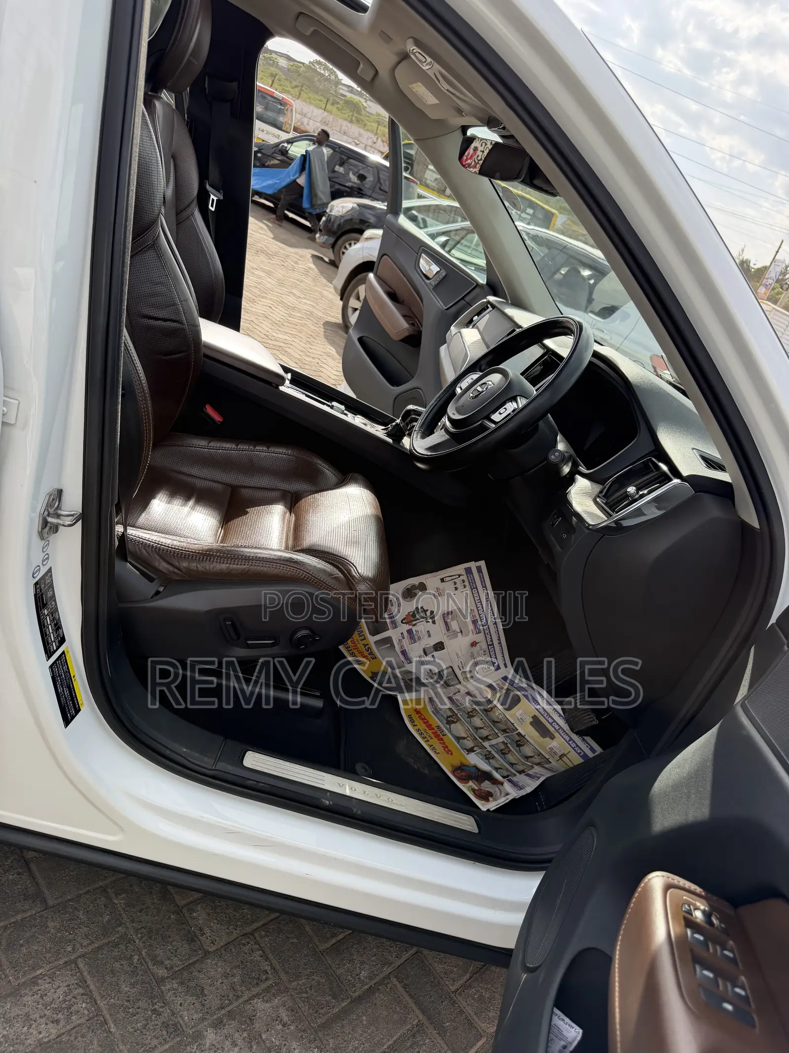 Volvo XC60 2018 White