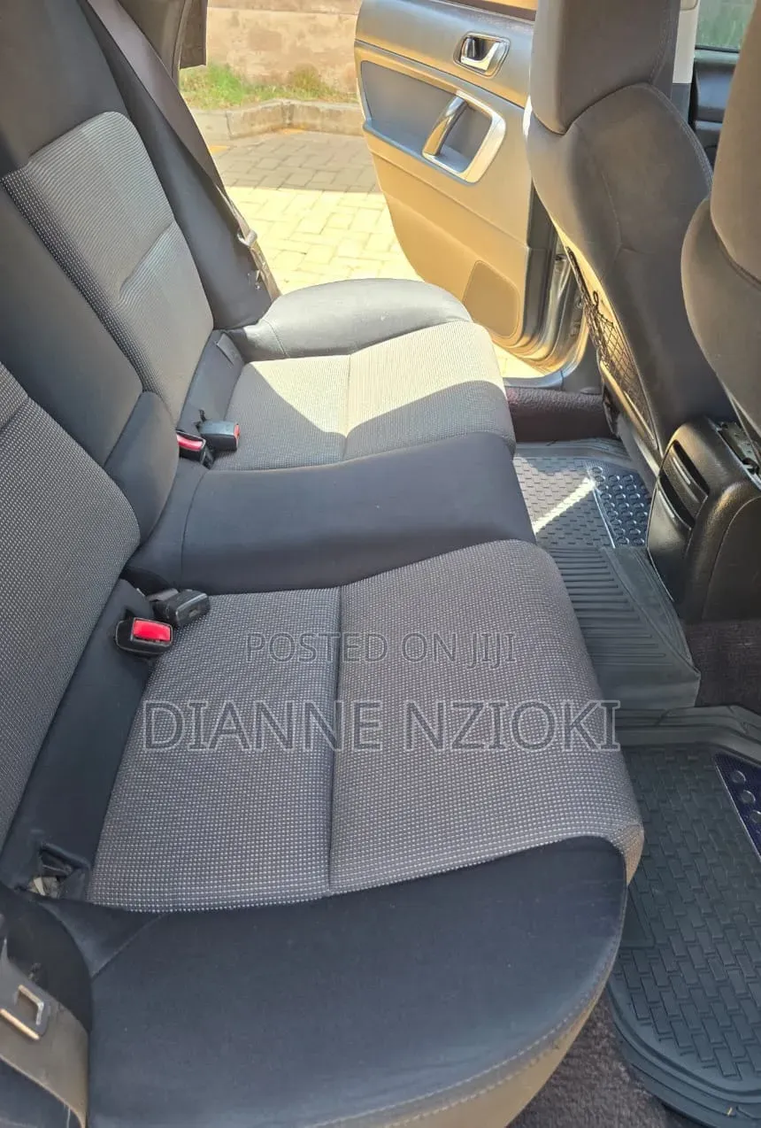 Subaru Legacy 2006 Silver