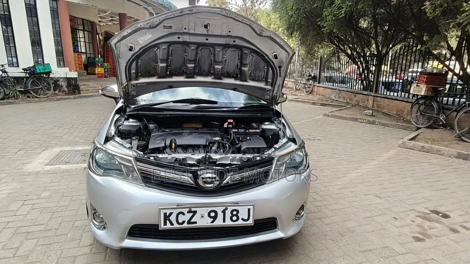 Toyota Corolla Fielder 2013 Silver