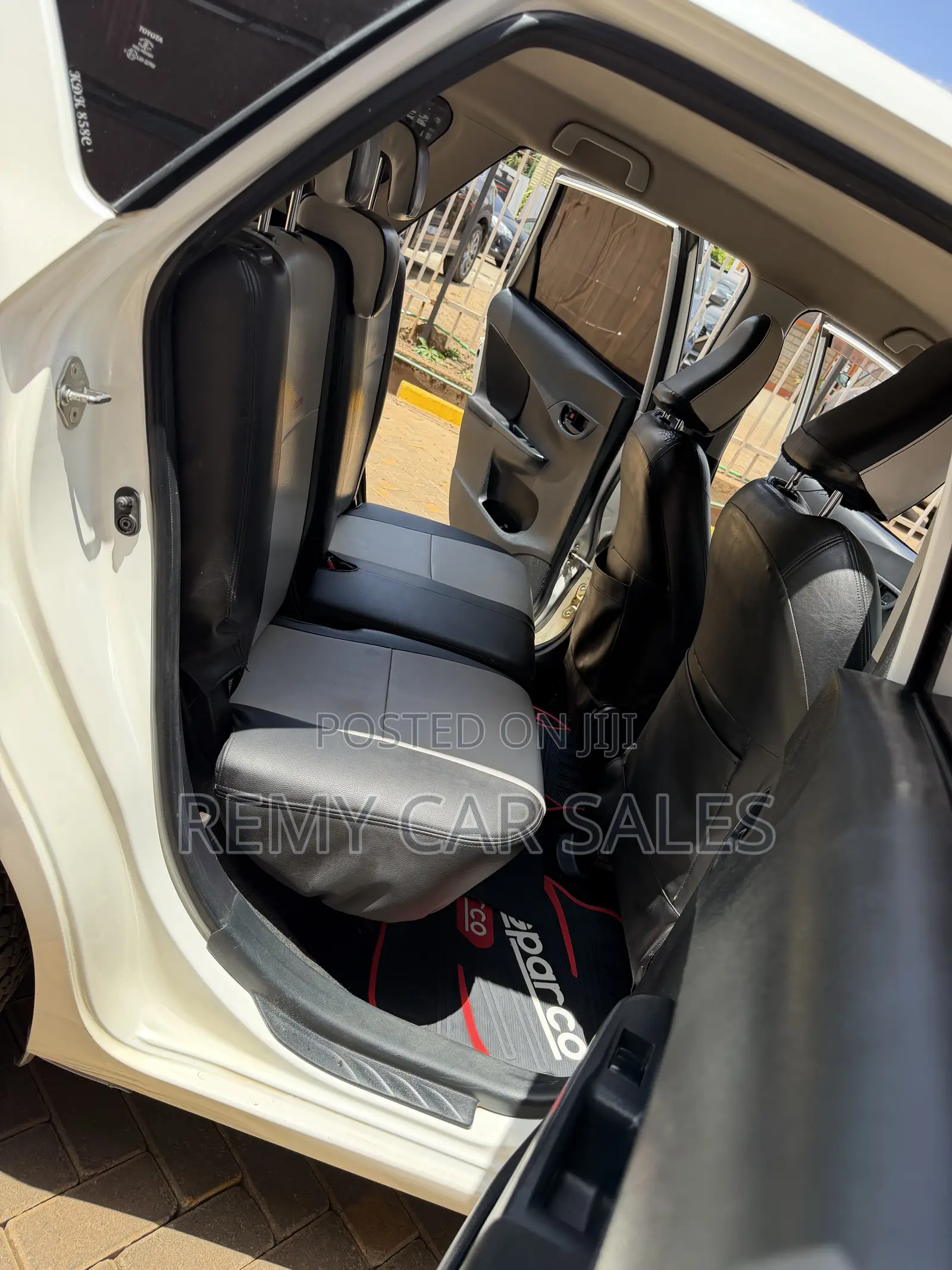 Toyota Ractis 2015 White