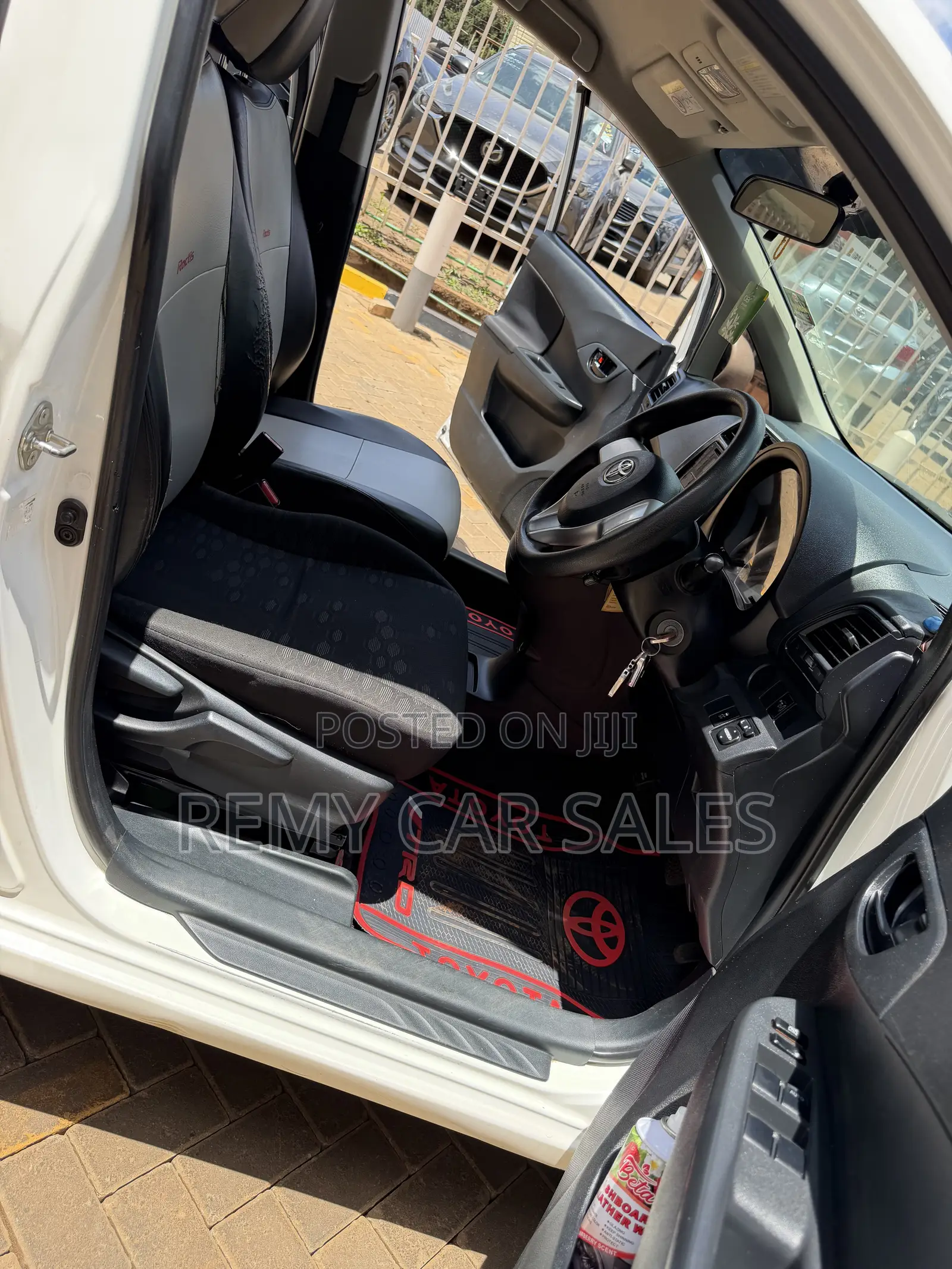 Toyota Ractis 2015 White