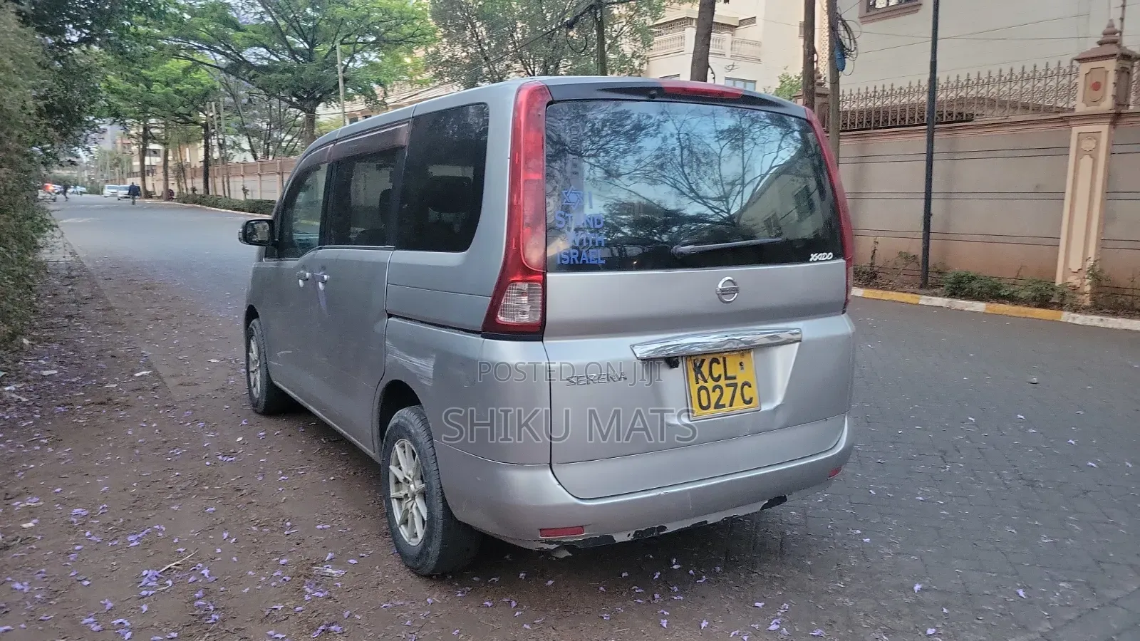 Nissan Serena 2010 Gray