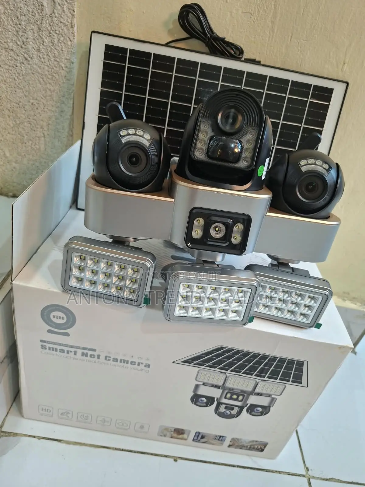 Triple Lens Solar Security Camera With Panoramic PTZ View