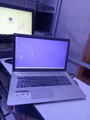 Laptop HP Pavilion 17 8GB AMD A10 HDD 1T