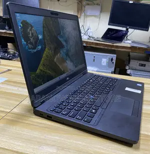 Laptop Dell Latitude 5590 8GB Intel Core i5 SSD 256GB