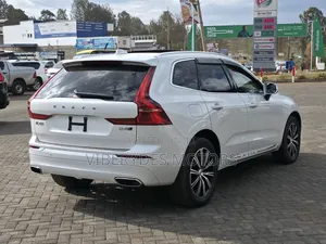 Volvo XC60 2018 White
