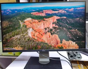 Dell P2720DC 27 Inch Monitor
2k Resolution
75hz Refresh Rate