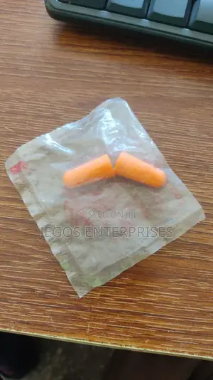 Uncorded Earplug