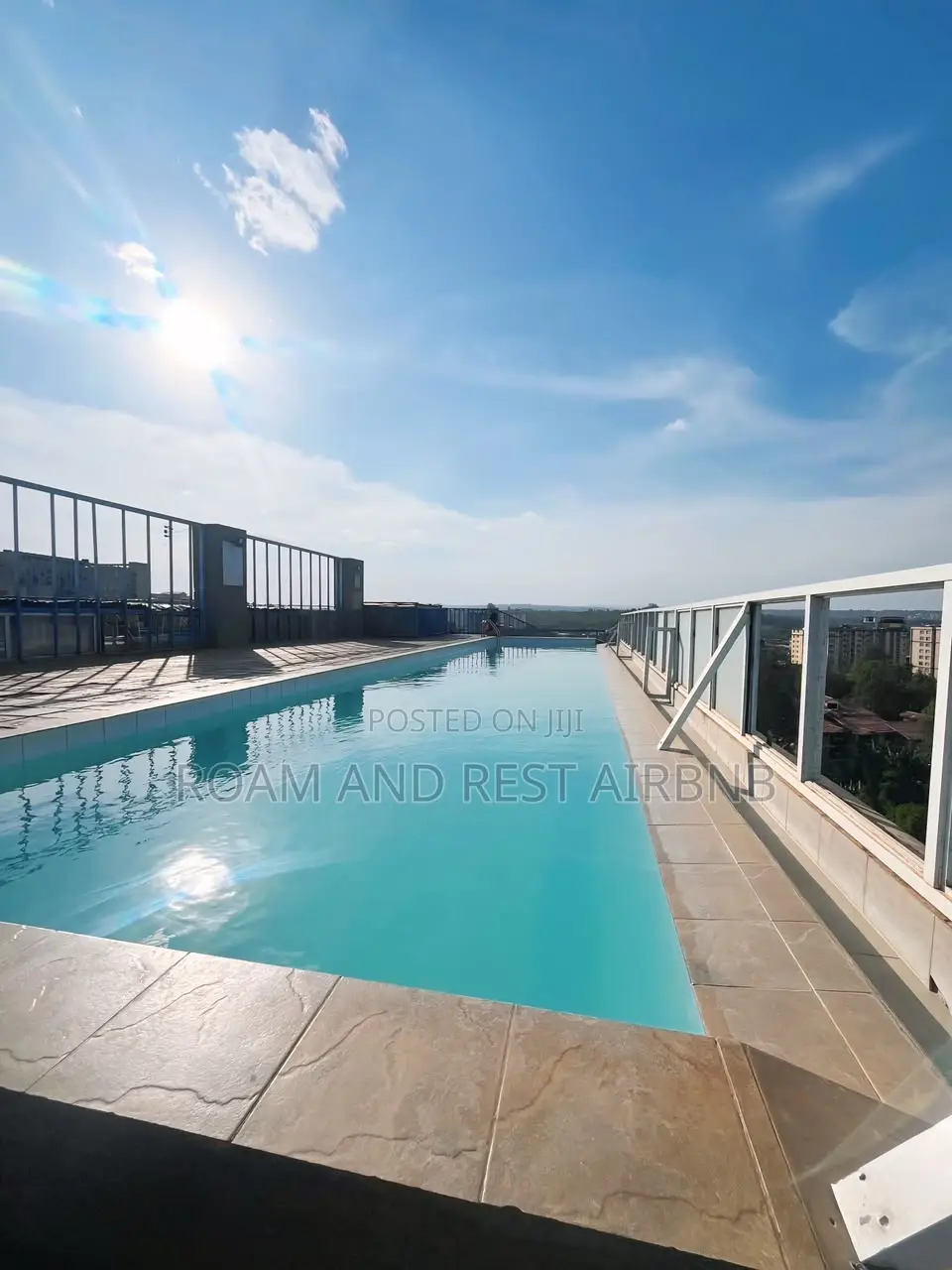 Cozzy Studio With Rooftop Pool