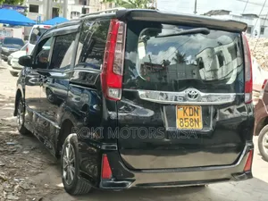 Toyota Noah 2016 Black