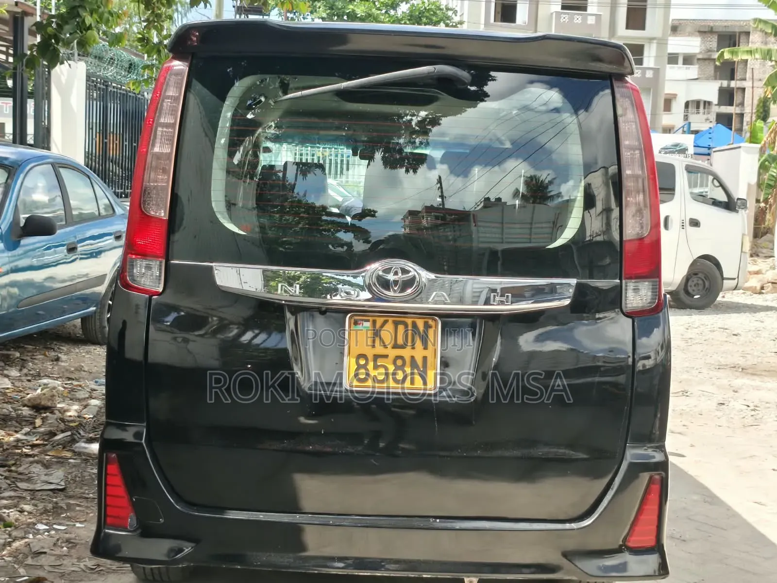 Toyota Noah 2016 Black