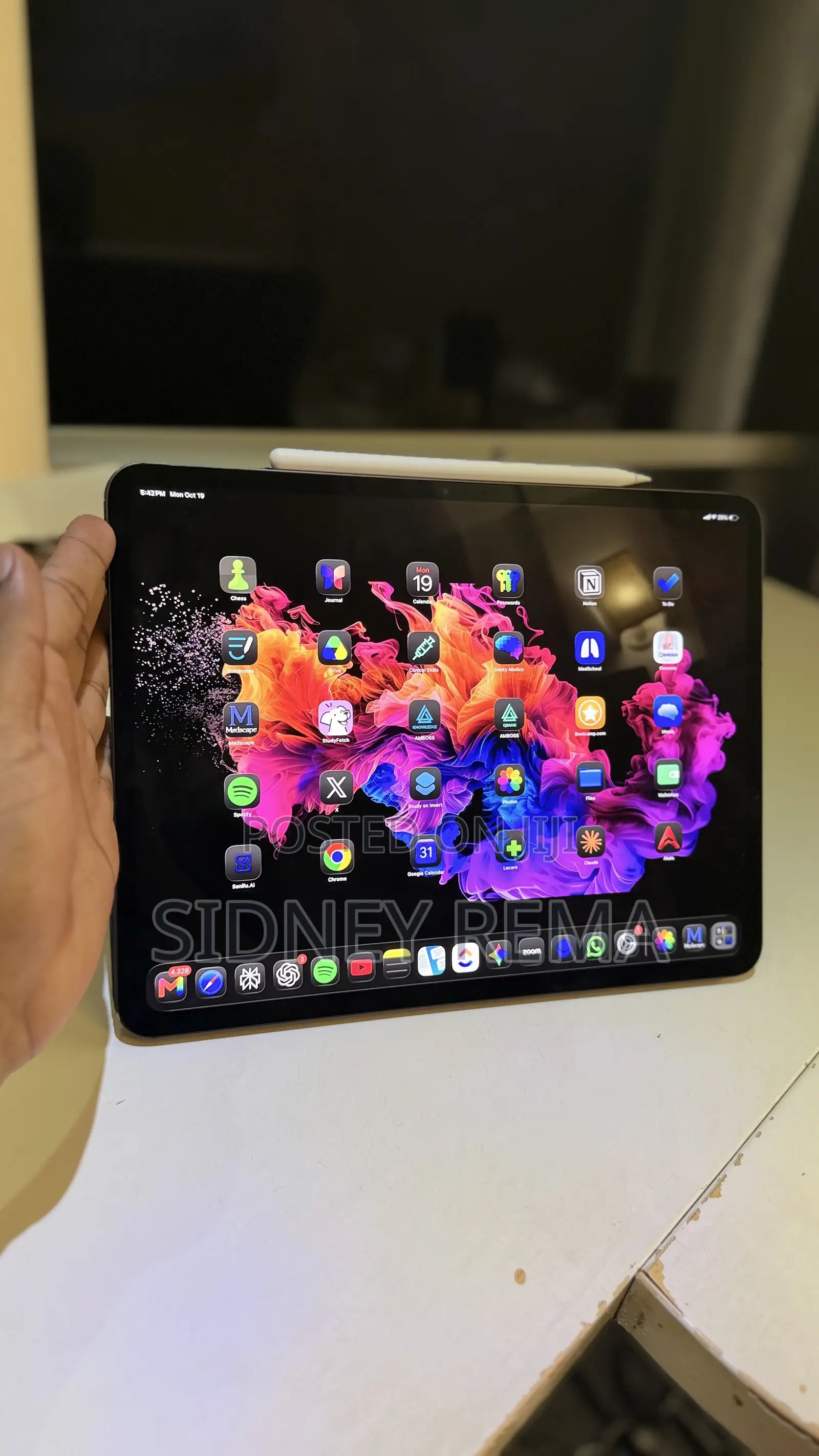 Apple iPad Pro 13 (2025) 256 GB Black