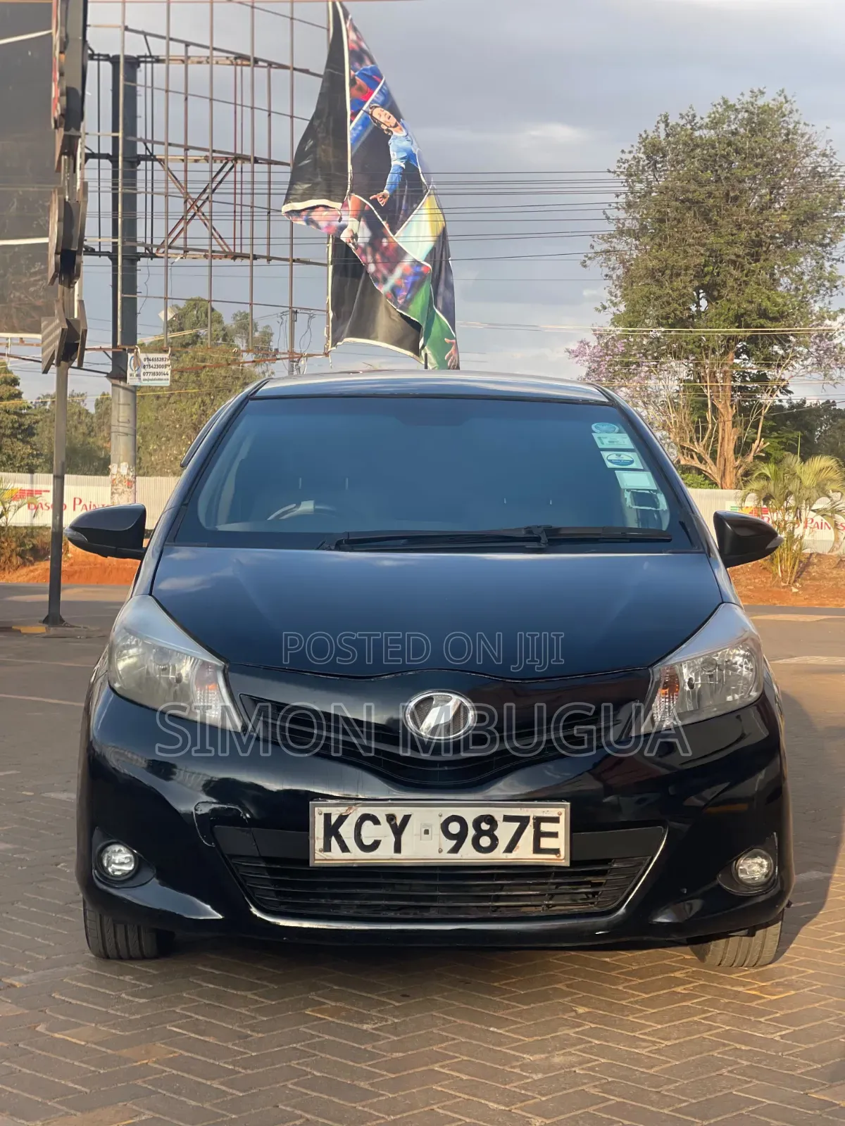 Toyota Vitz 2012 Black