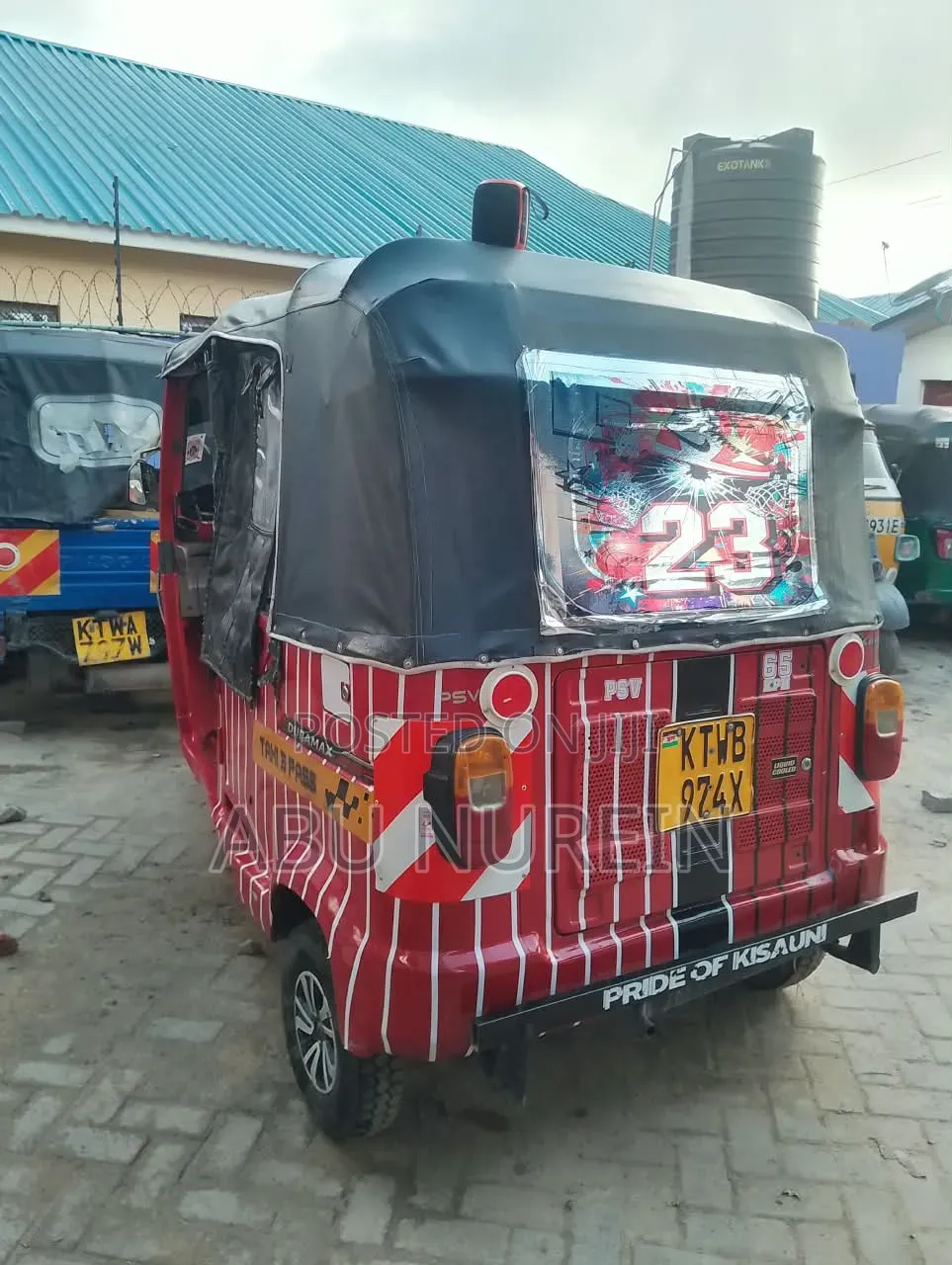TVS King Cargo 2020 Red