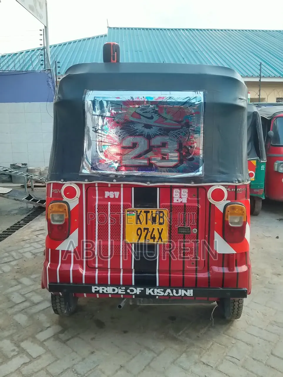 TVS King Cargo 2020 Red