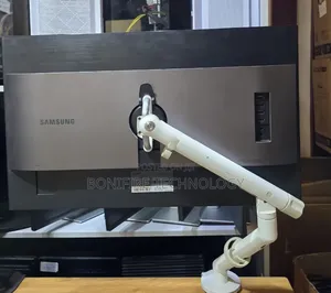 Samsung S27D850T 27 Inch Ips 2k Display (2560*1440) 60 Hz 100%