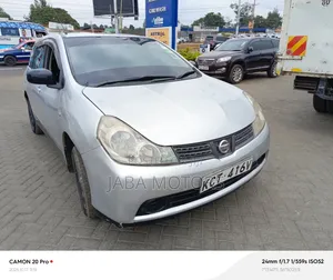 Nissan Wingroad 2011 Silver