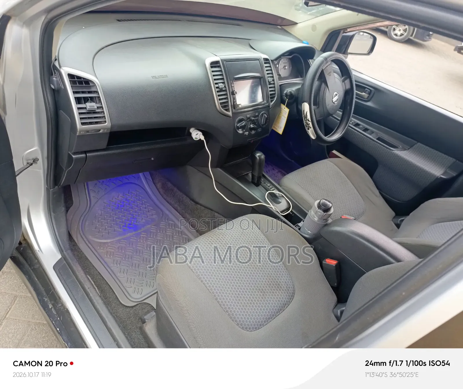 Nissan Wingroad 2011 Silver