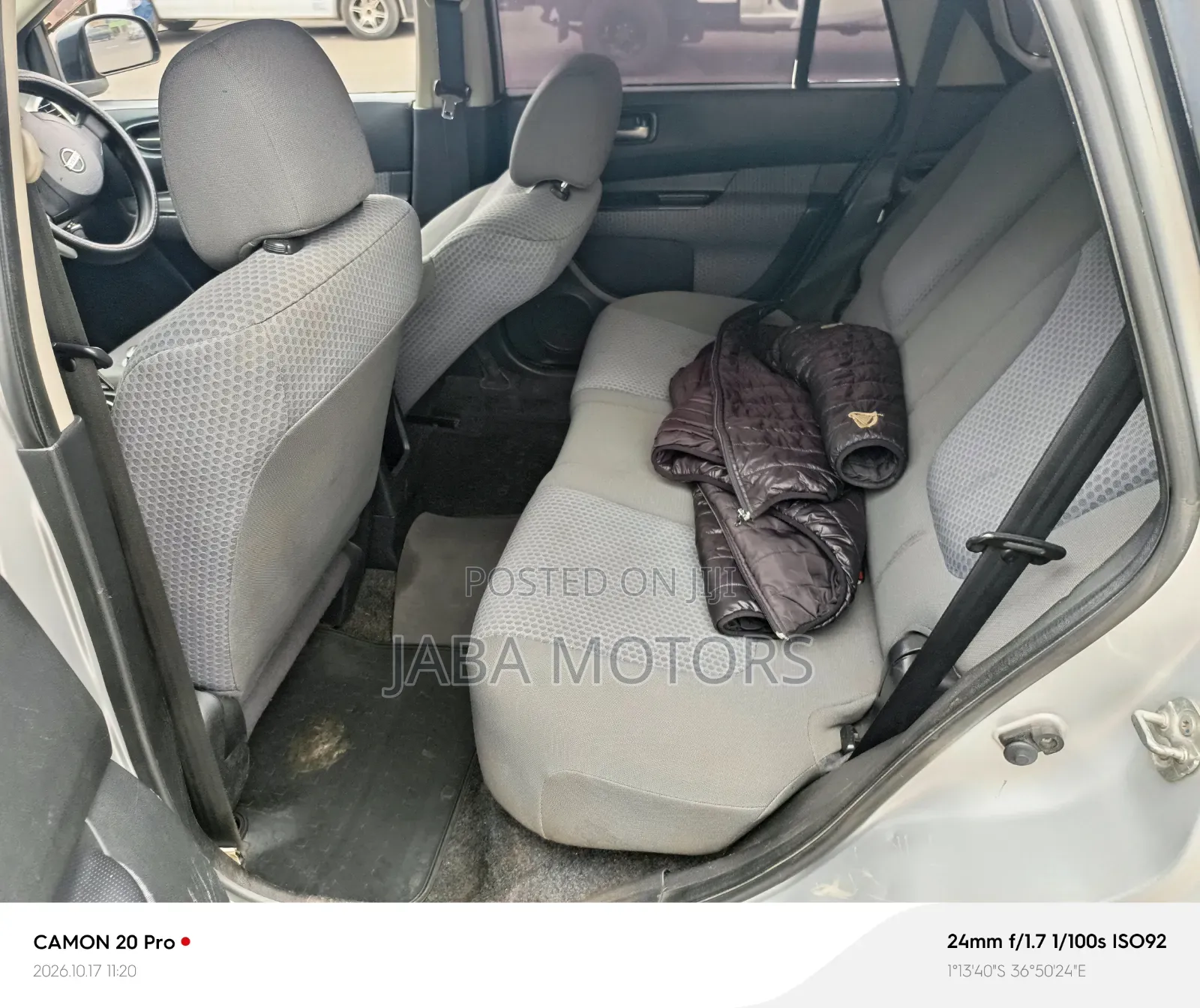 Nissan Wingroad 2011 Silver