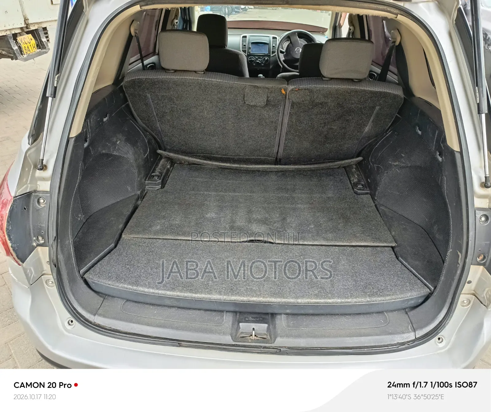 Nissan Wingroad 2011 Silver