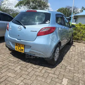 Mazda Demio 2013 Blue