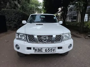 Nissan Patrol 3.0 GRX 2008 White