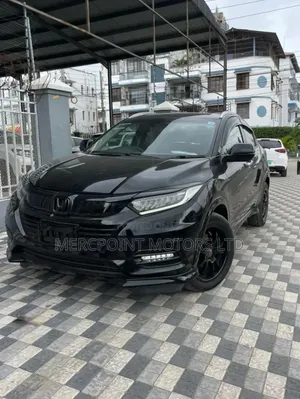 Honda Vezel 1.5 4WD 2019 Matt Black