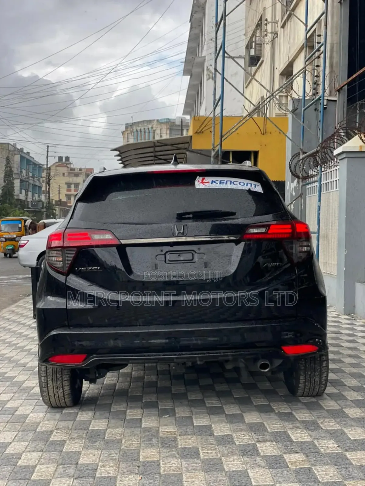 Honda Vezel 1.5 4WD 2019 Matt Black