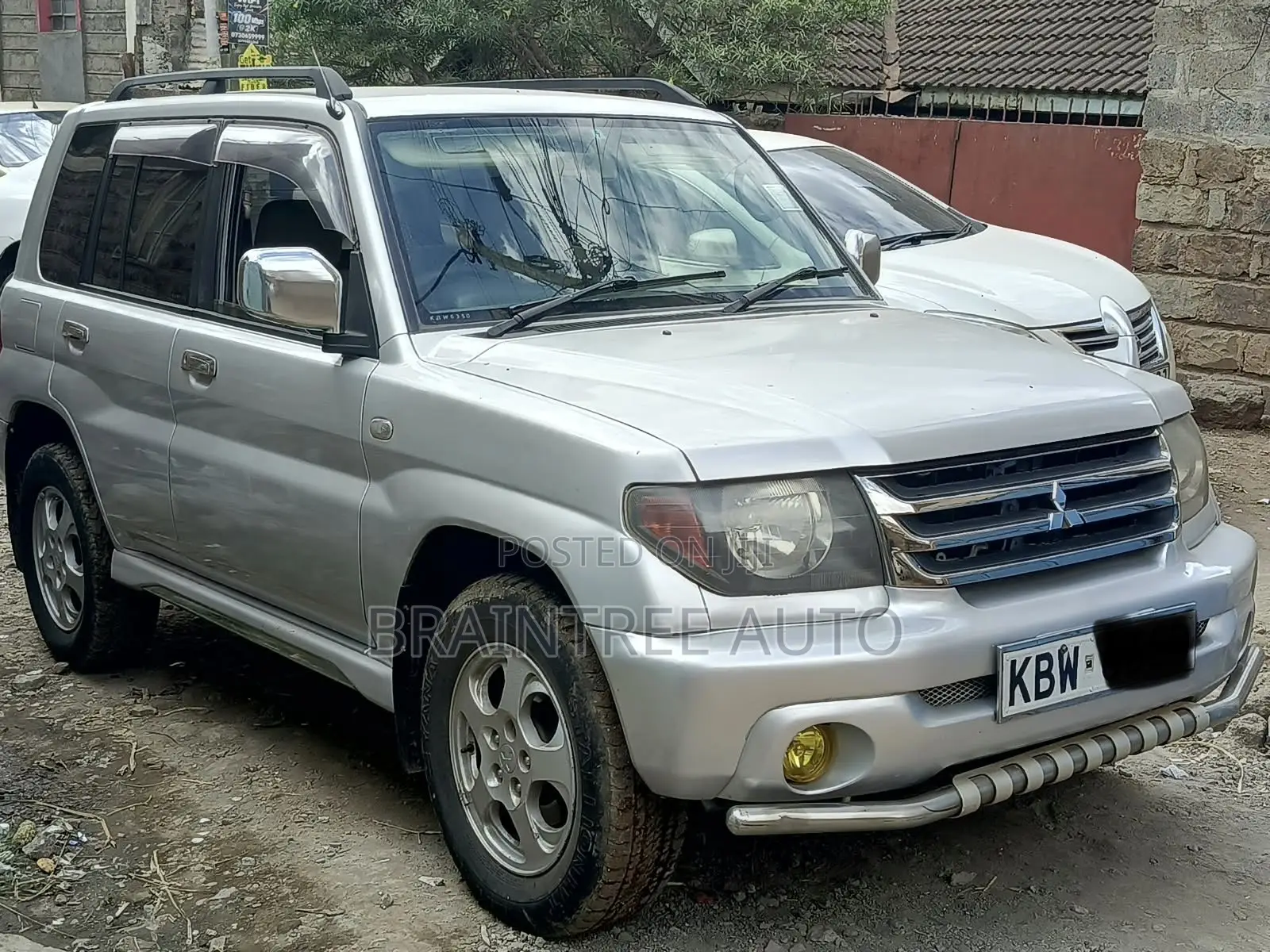 Mitsubishi Pajero IO 2006 Silver