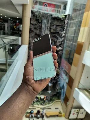 Samsung Galaxy Z Flip6 256 GB Green