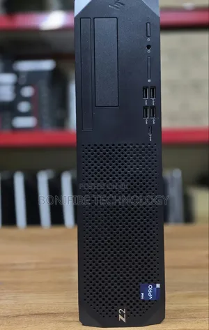 Desktop Computer HP Z2 16GB Intel Core i9 SSD 512GB