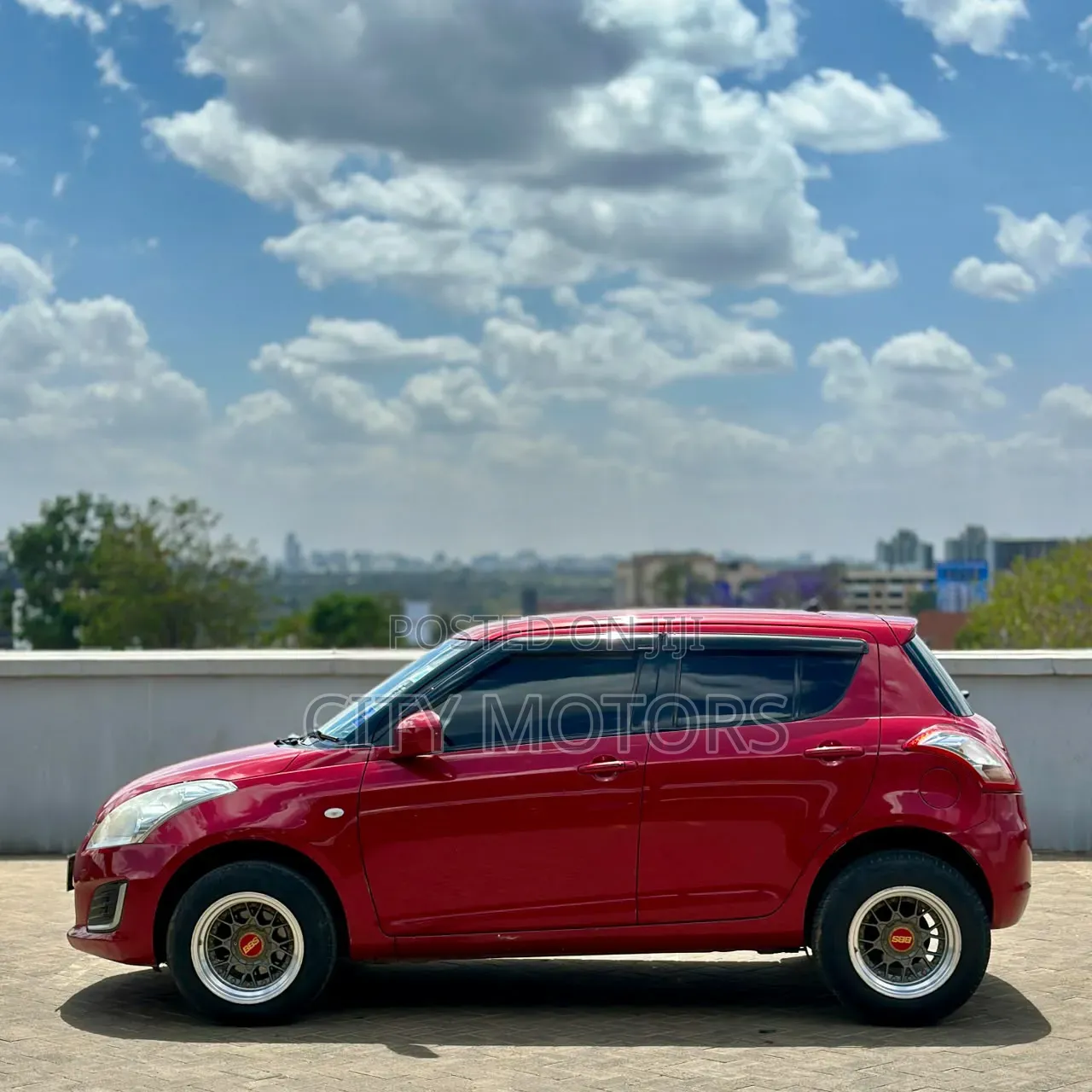 Suzuki Swift 1.4 2012 Red