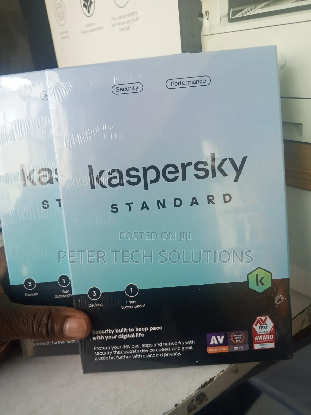 Kaspersky Standard 3 Devices (1-Year License,()