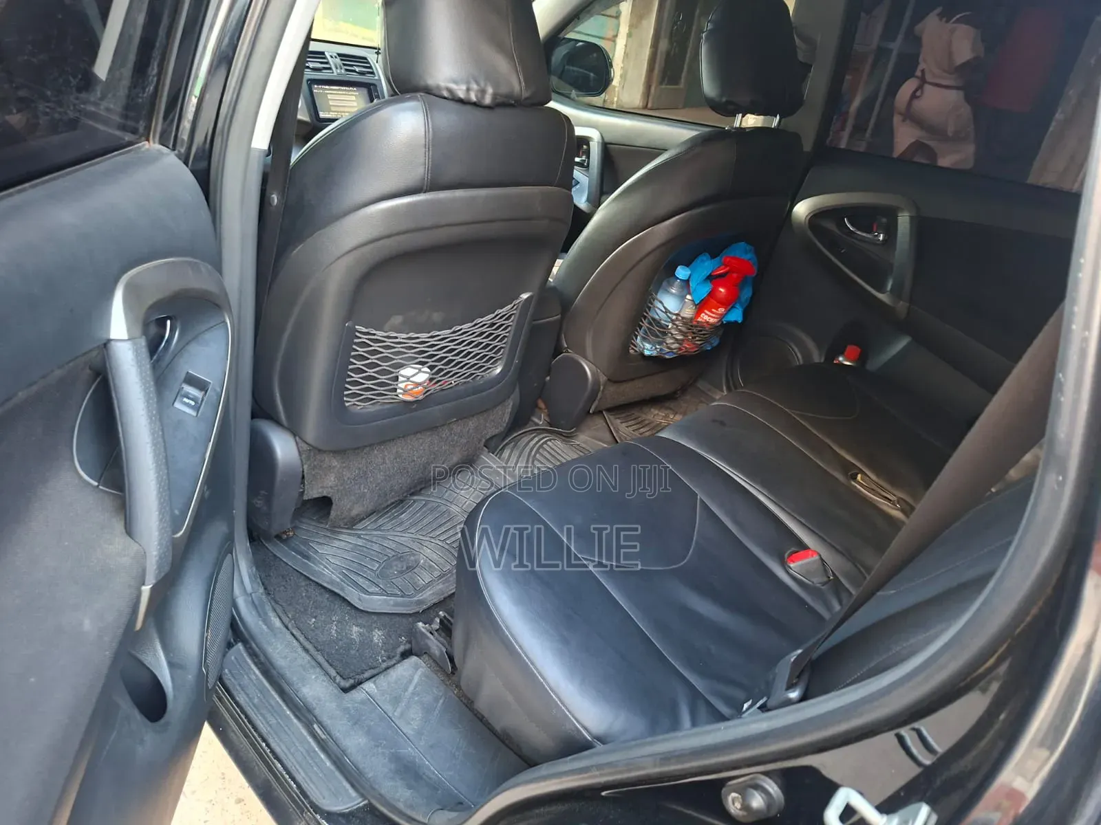 Toyota Vanguard 2012 Black