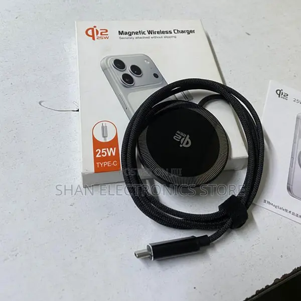 Q12 Mini Wireless Phone Charging Pad With Magnetic Support