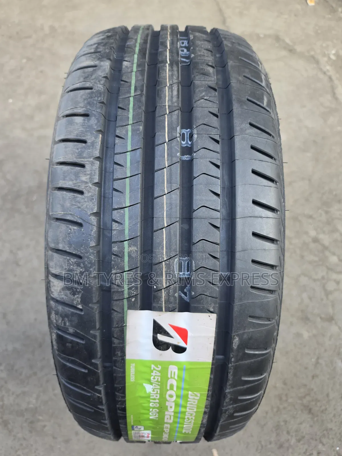 245 /45 R18 Bridgestone(ecopia
