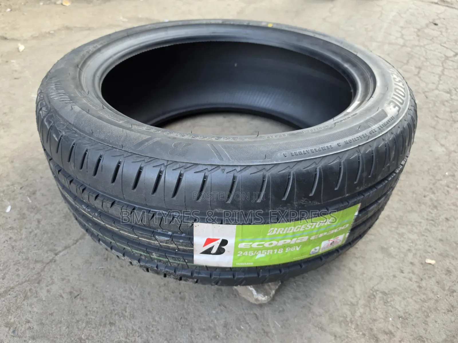 245 /45 R18 Bridgestone(ecopia