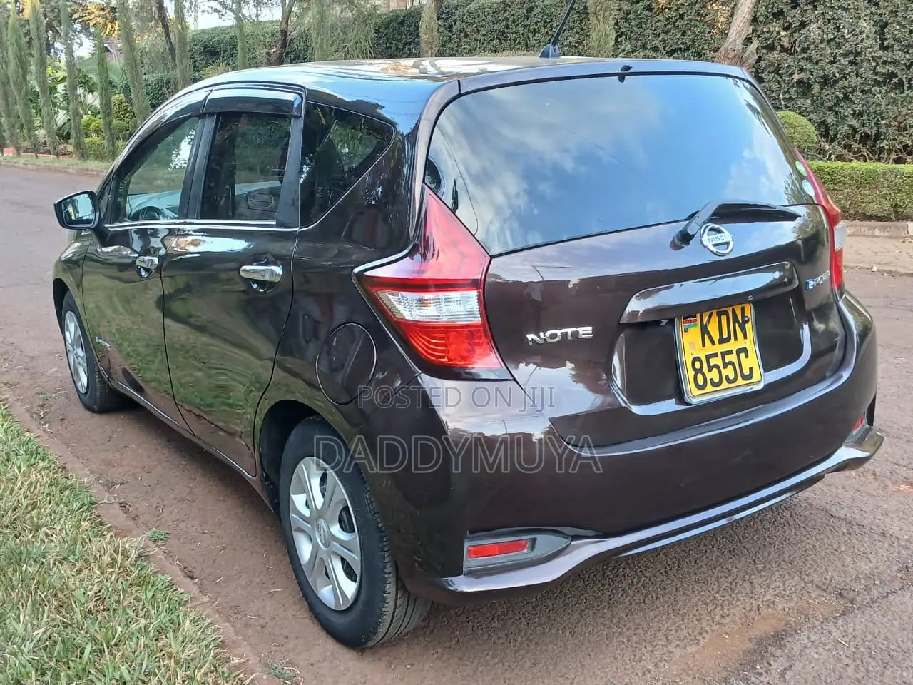 Nissan Note 2016 Brown