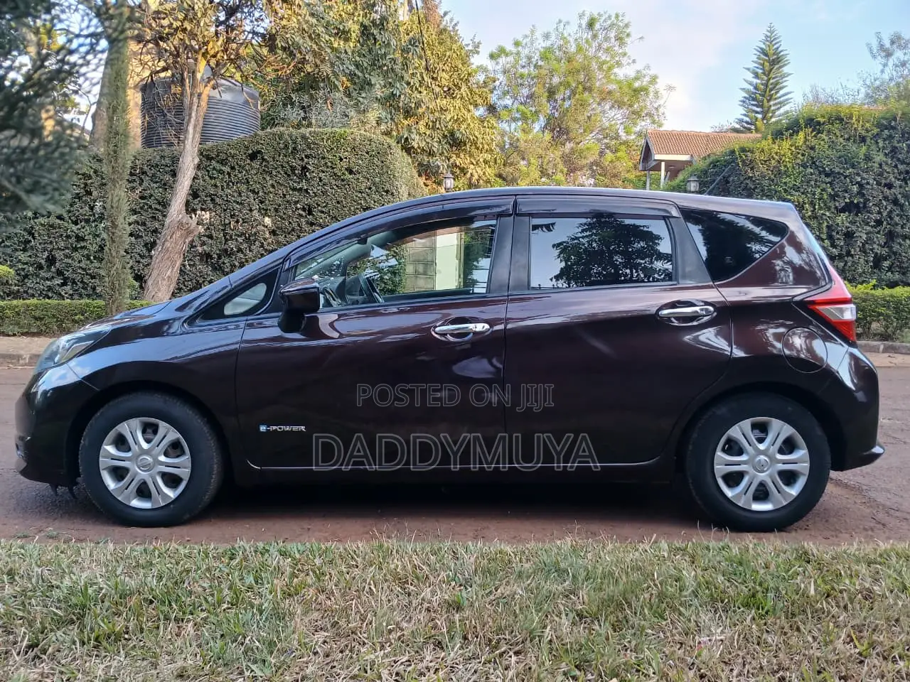 Nissan Note 2016 Brown